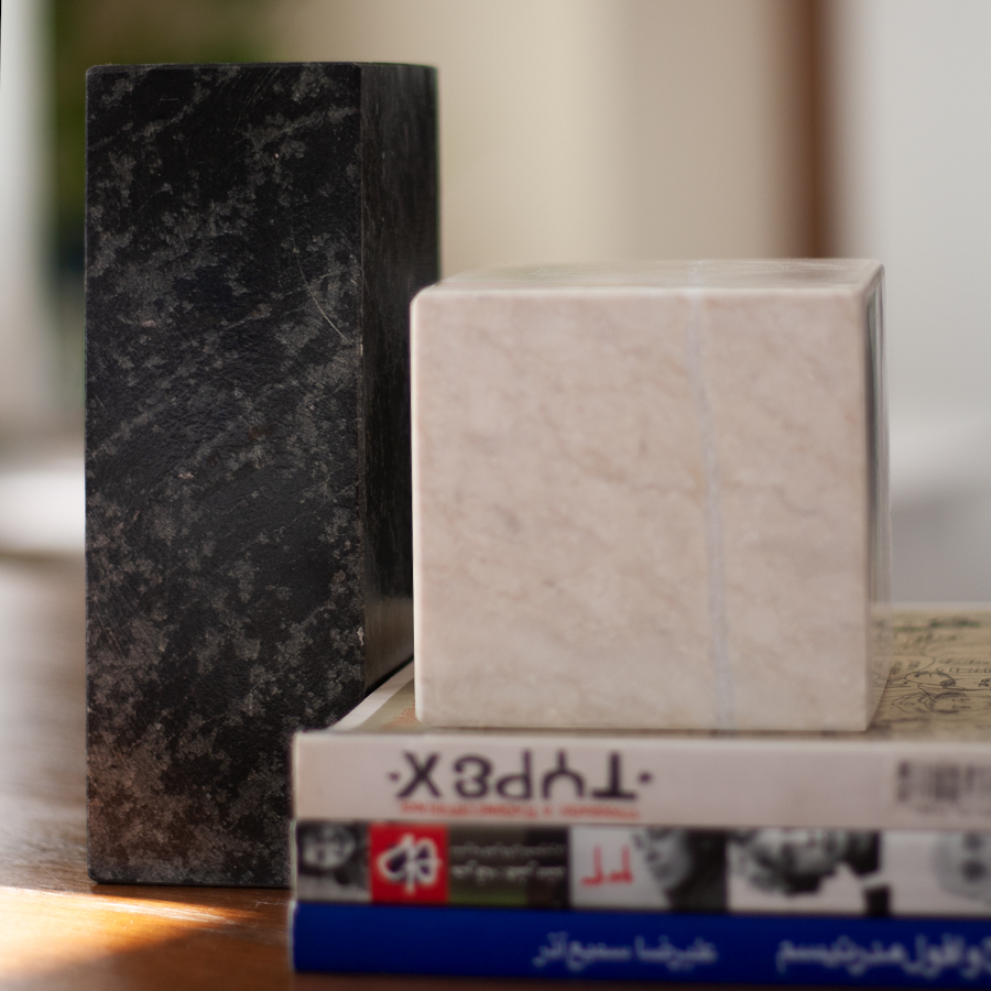 BOOKENDCUBE هولدر کتاب سنگی سیرکل